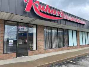 Kuhar's Carryout