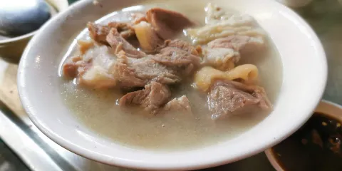 Ji Long Ji Jia Zhu Jiao Yuan Zhi Zhuan Jia