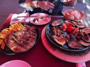 Mesón Hervás Carnes A La Brasa