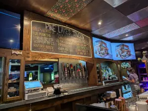 Pine Lakes Tavern