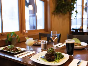 Rumble's Bistro & Bar