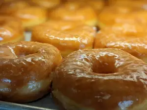 Mary's Donuts