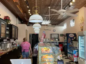 Scoops on 5th