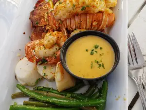 Snook's Bayside Restaurant & Grand Tiki Bar