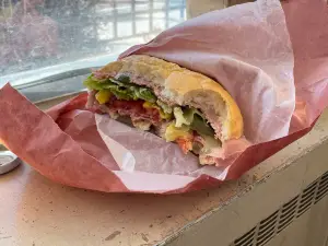 Il Vecchio Delicatessen