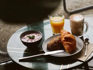 Piazza - Cafedeli