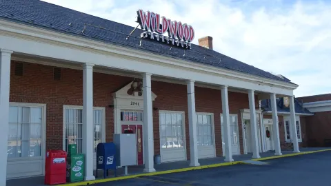 Wildwood Smokehouse in Cave Spring