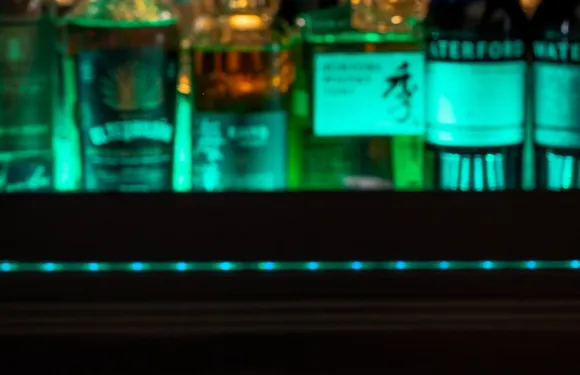Clive's Classic Lounge