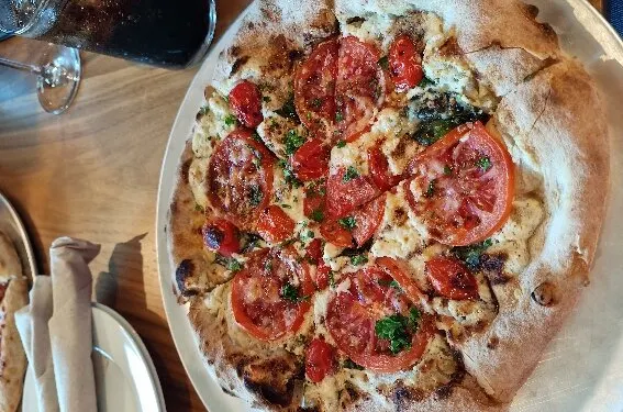 Stone Ground Pizza Co. & Bar