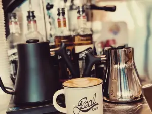 Cafe Real