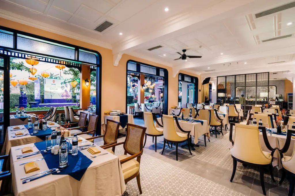 Melody Fine Dining Restaurant