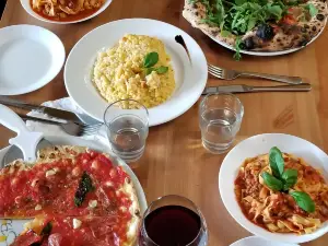 Little Italy Pizzeria Cafe Gelateria
