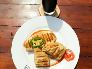 N8tive Food and Beverage Bar