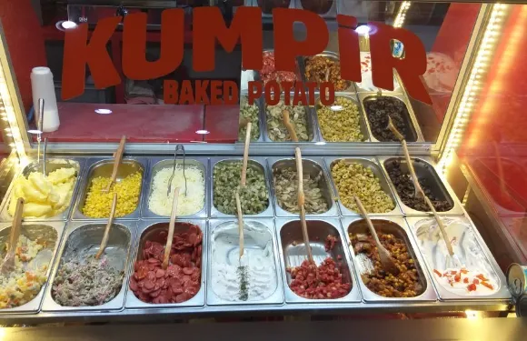 Kumpir Cafe Kumru Sandviç