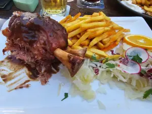 Schild's farm cafe and farm shop