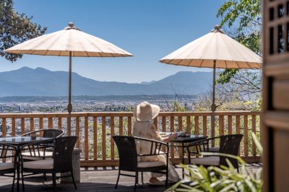 Amandayan Tea House Bistro