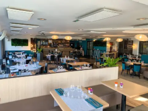 K5 Brasserie restaurant bar