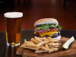 Coaches Sports Bar & Grill