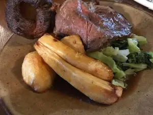 Riverside Inn