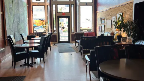 Babb's Coffee House in 파고