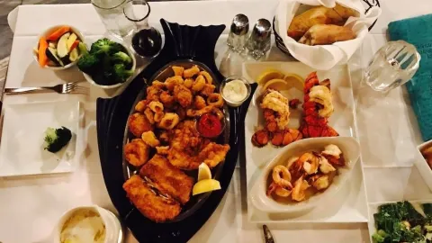 Florida Keys Steak and Lobster House in Marathon