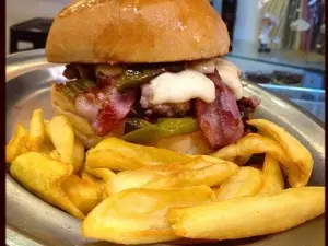 Vi.P Burger