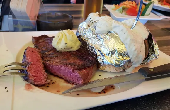 Steakhaus Angusto