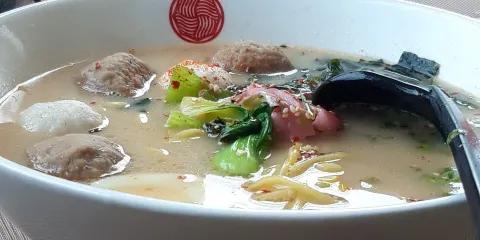 Akamaru Ramen and Sushi