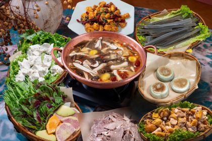 云味集牦牛肉山货火锅(白沙起源店)