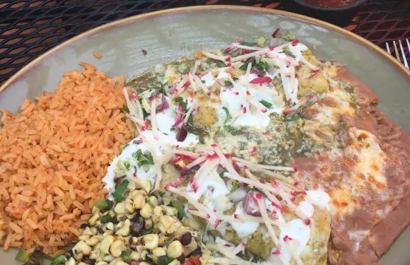 La Rosa Taquileria and Grille