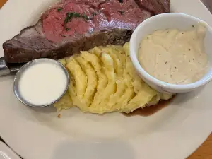 Mint Cafe and Bar