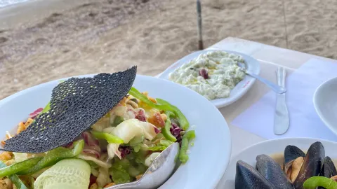 Isidora Fish Tavern in Marathon