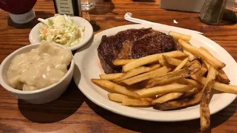 Cracker Barrel Old Country Store in Pooler