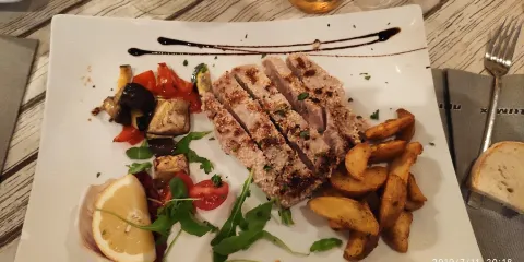 Alumix Cafe Ristorante Pizzeria