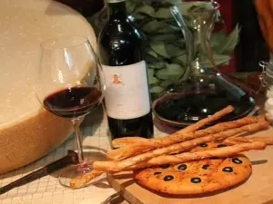 Vino I Myaso