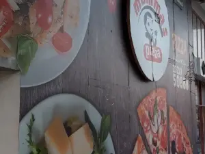 Mamma's Pizza