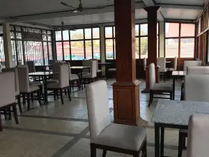 Nana Restaurant