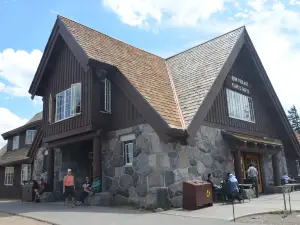 Rim Village Café and Gift Shop