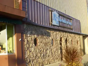 A&G Restaurant and Lounge