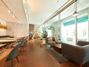 レンブラリーカフェ 海老名 REMBRALLY CAFÉ EBINA