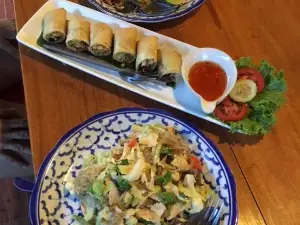 Sonya Restaurant & Guesthouse