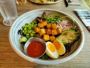Moxies Kamloops Restaurant
