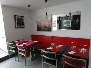 Le Prive Restaurant