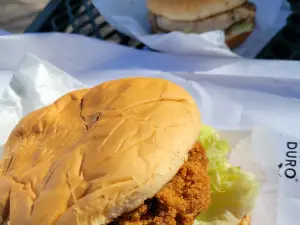 Waylans Kuku