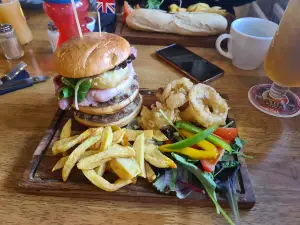 The New Inn, Amesbury