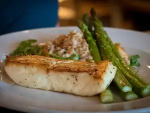 FIVE Restaurant Bistro