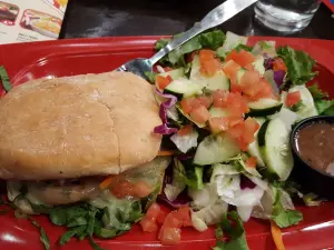 Red Robin Gourmet Burgers and Brews