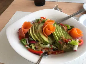 Mer Bleue Beach Restaurant
