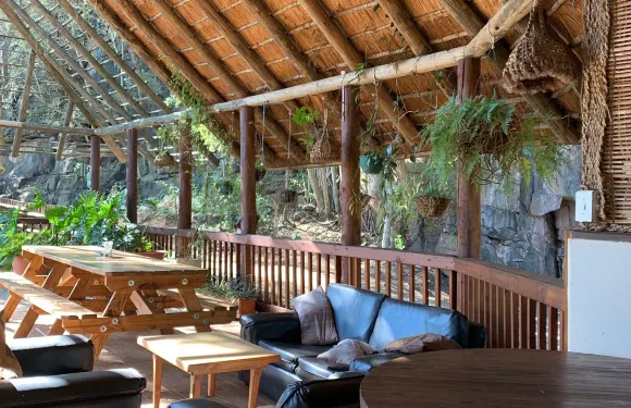 Pierre's Mountain Inn Reastaurant