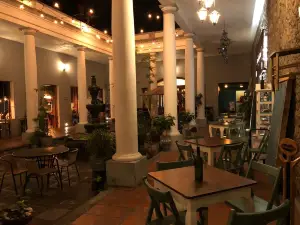 La Antigua Coffee House